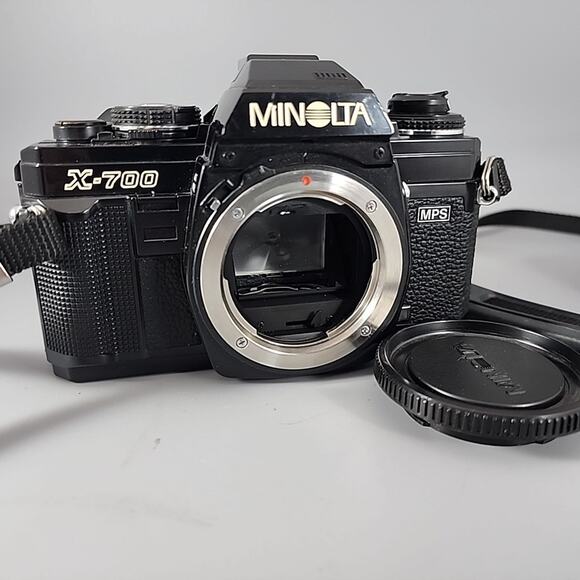 Minolta X-700 SLR Film Camera Body X700 Black + Body Cap + Strap Bundle - Picture 1 of 9